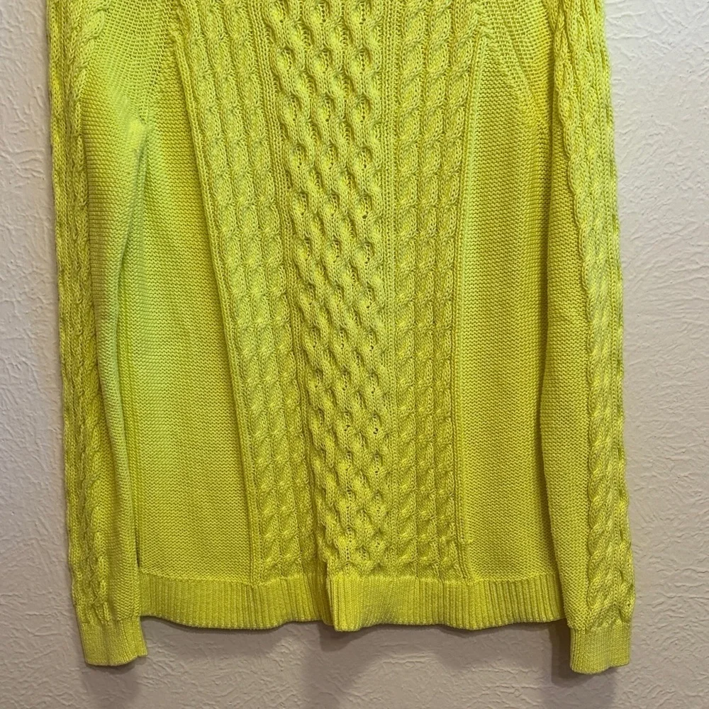 ✅✅✅BOGOHO✅✅✅ Gap Yellow Cable Knit Sweater-Large